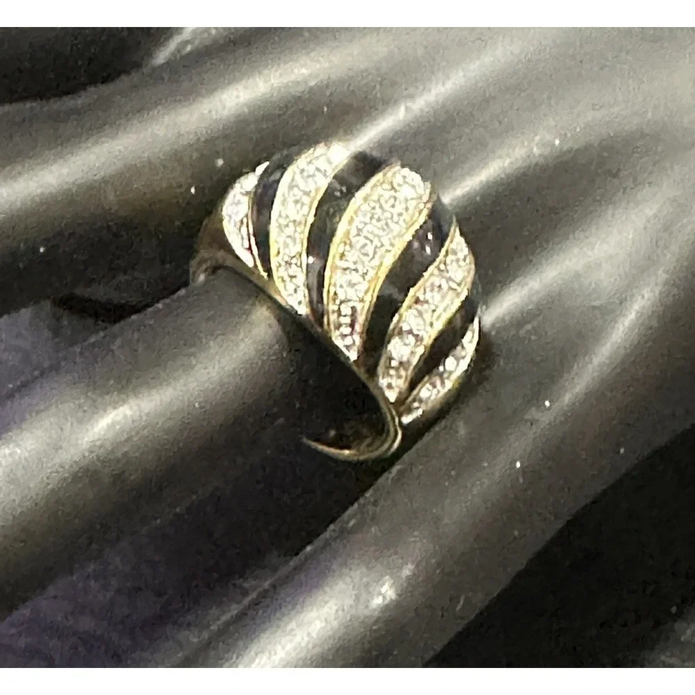 Black Enamel Clear Rhinestone Swirl Design Statement‎ Ring Gold Tone Sz 9 EDCO
